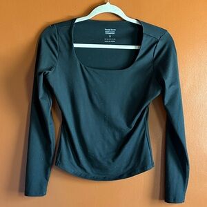 Black Square-Neck Long Sleeve Top